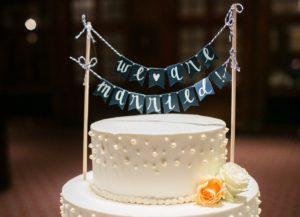 DIY PAPER BANNER CAKE TOPPER FOR WEDDING OR BIRTHDAY CAKE